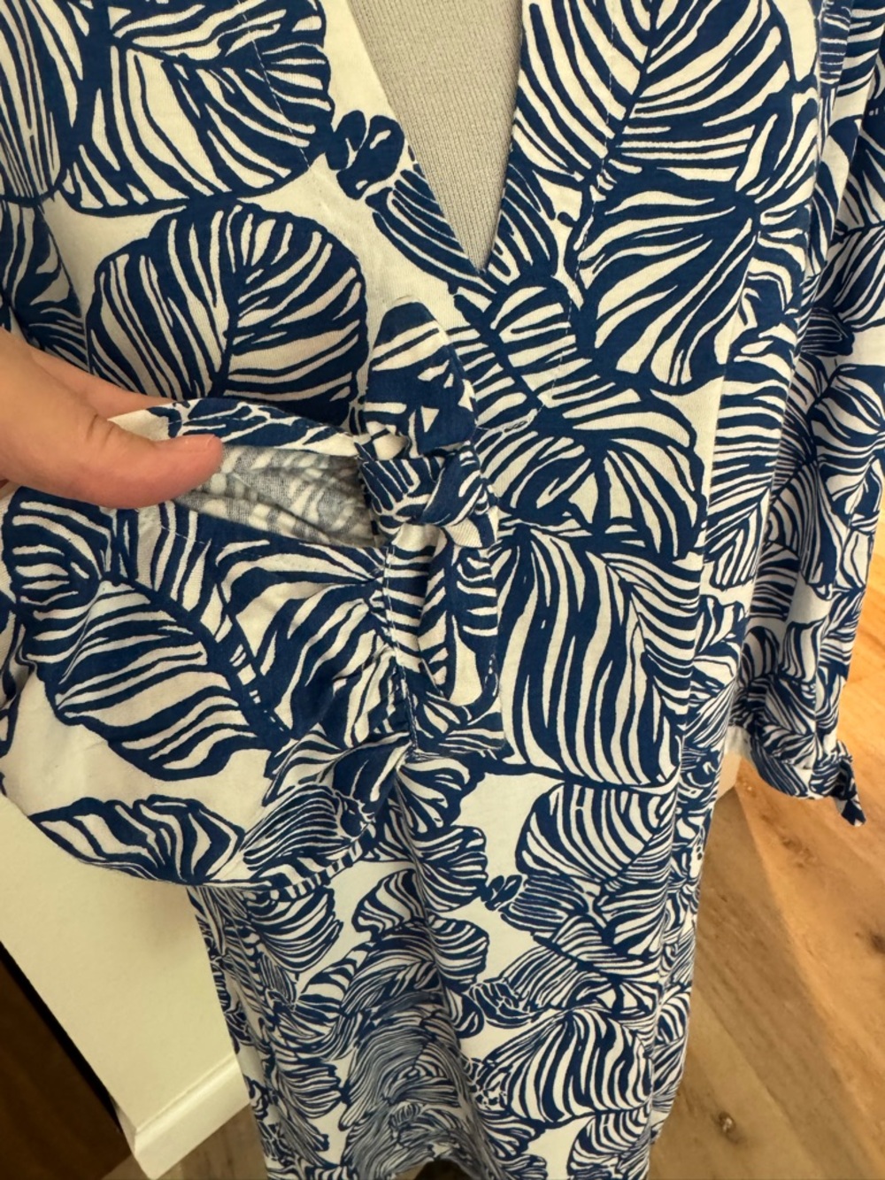 Lily Pulitzer Cath Women's Blue Leaf-Print Swim Cover-Up Tunic Dress - Picture 2 of 7